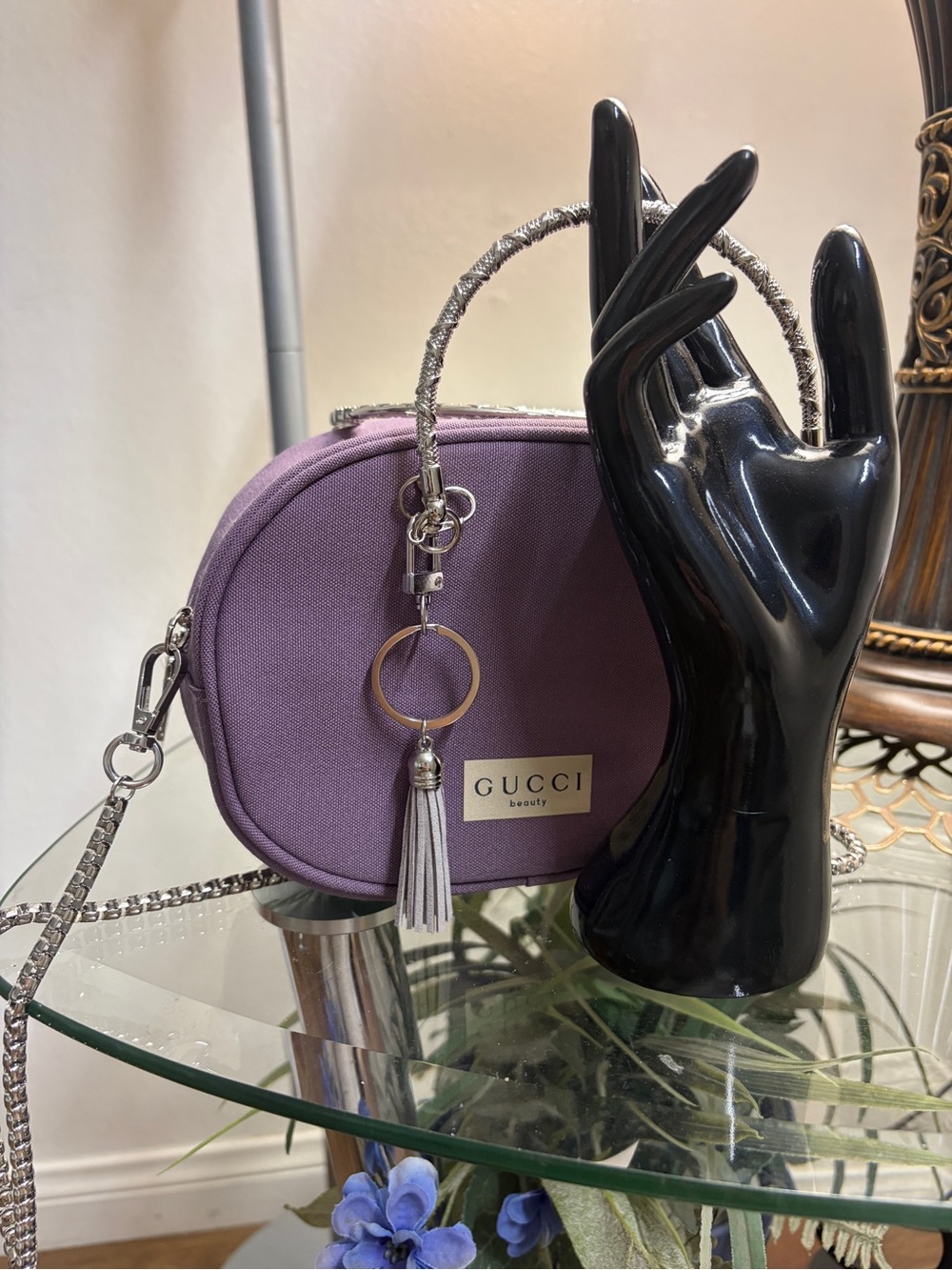 Gucci Beauty Lavender Oval Crossbody Bag - Picture 3 of 10